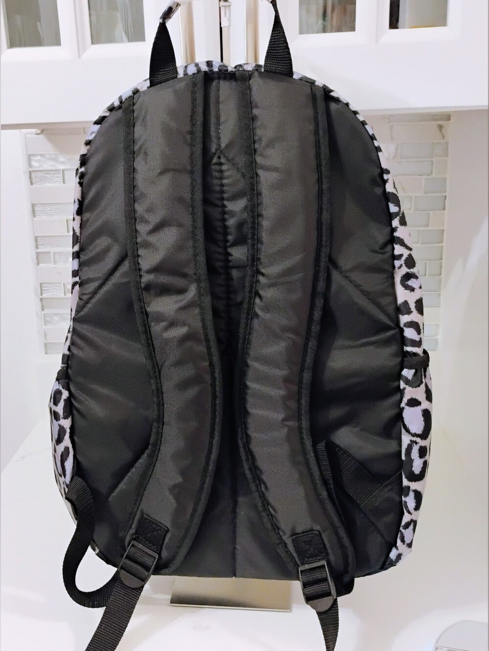 NWT Eastsport Laptop Backpack - Purple, Black, Gray Leopard Print - Picture 4 of 15